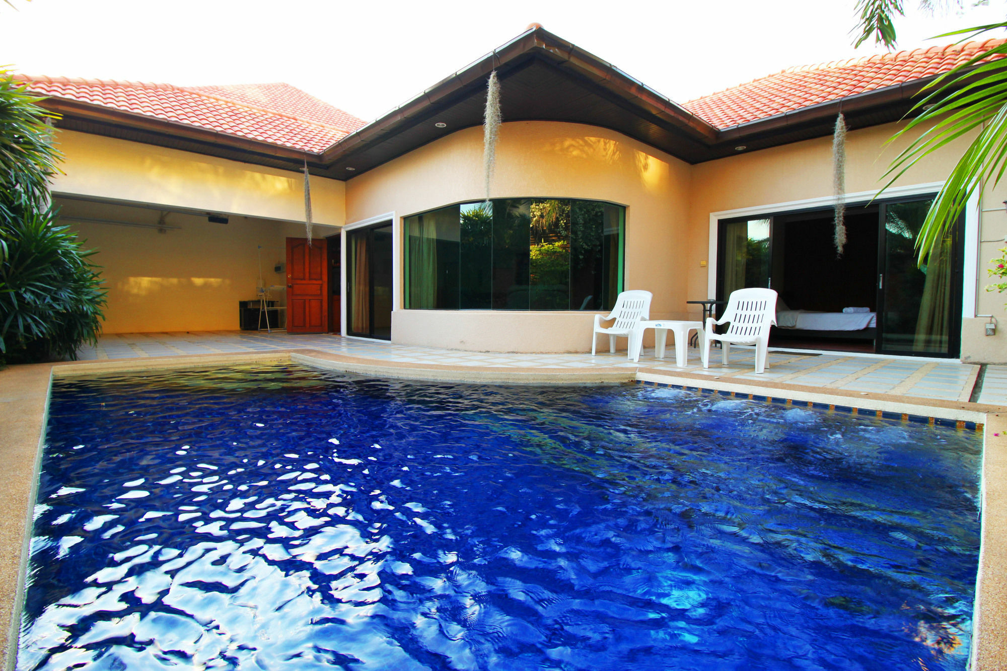 Cosy Beach Pool Villas By Pattaya Sunny Rentals Kültér fotó