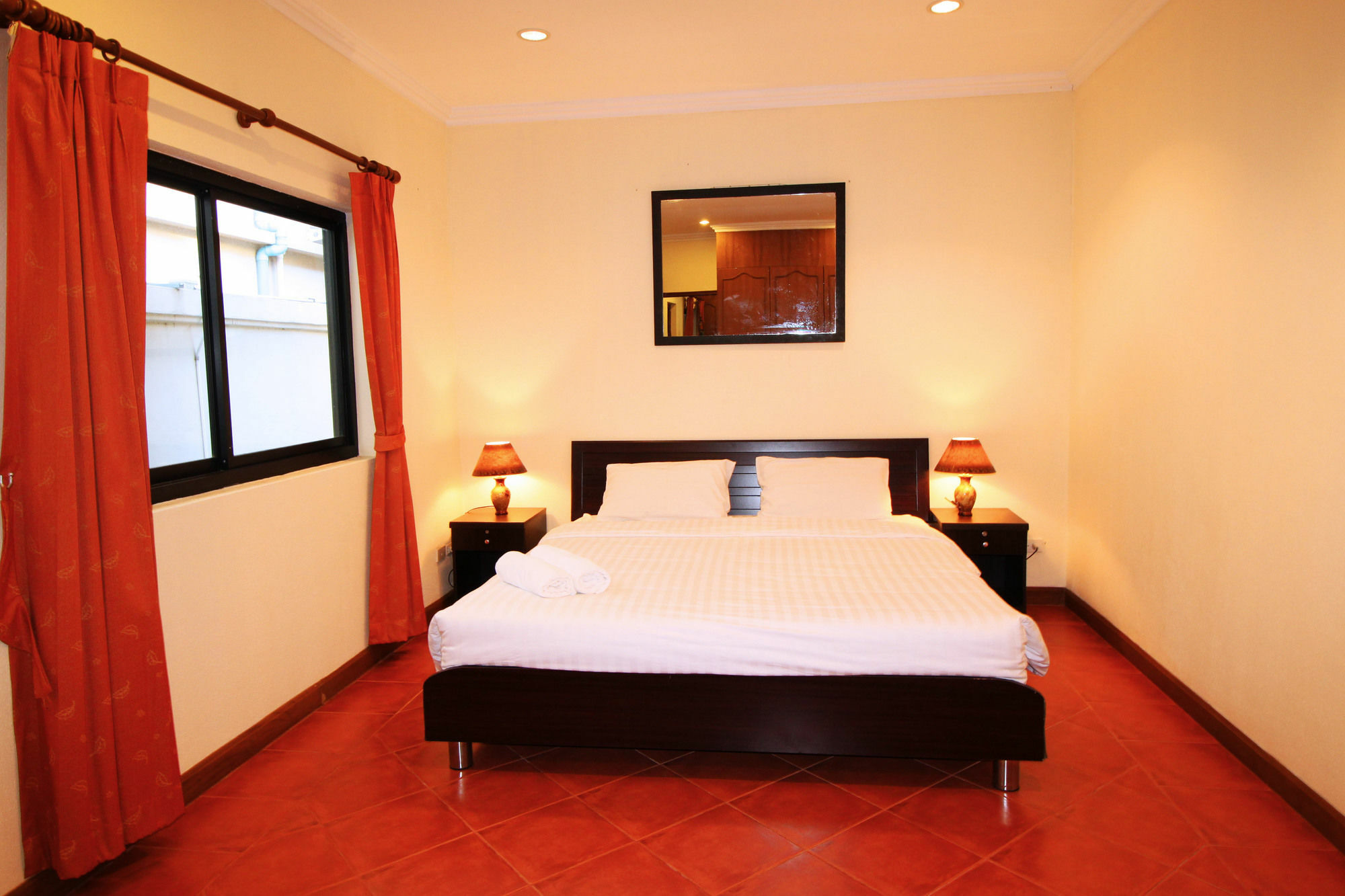 Cosy Beach Pool Villas By Pattaya Sunny Rentals Kültér fotó